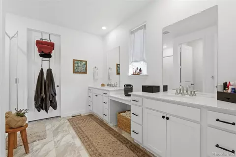Bath - 24412 Evans Dr, Aurora, CO 80018 photo 1 of 2