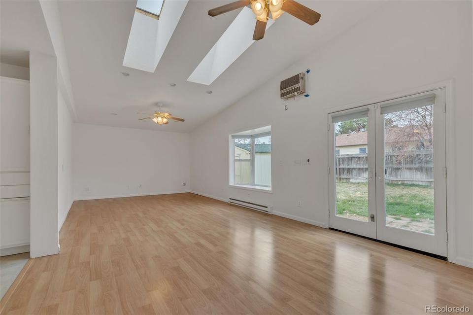  17838 E Mexico Dr, Aurora, CO 80017 photo 4