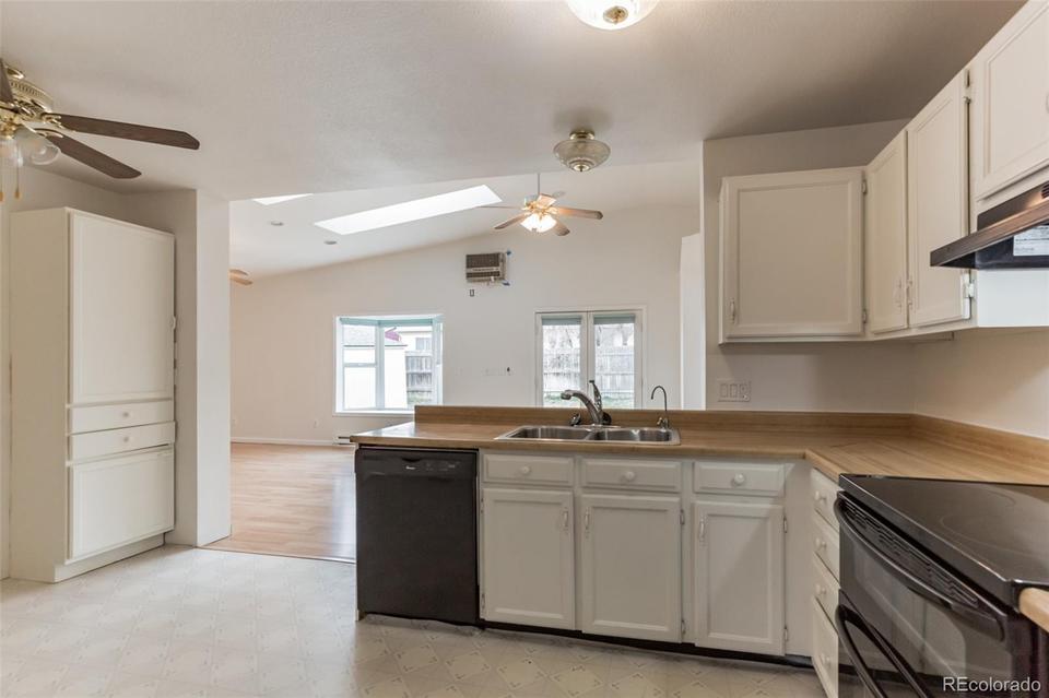  17838 E Mexico Dr, Aurora, CO 80017 photo 11