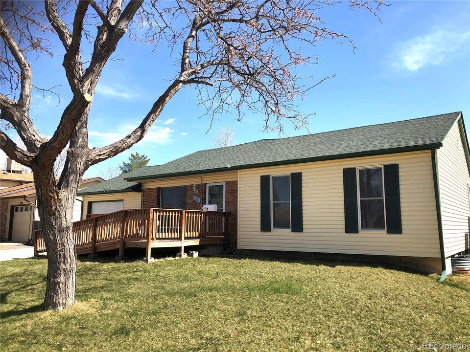  17838 E Mexico Dr, Aurora, CO 80017 photo 2