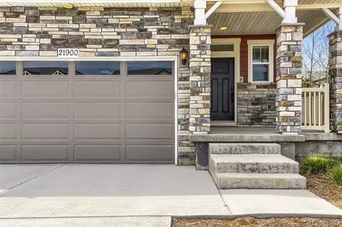 Exterior - 21900 E 46th Pl, Aurora, CO 80019 photo 2 of 5