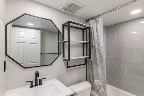 10051 E Walsh Pl, Denver, CO 80247 photo 16
