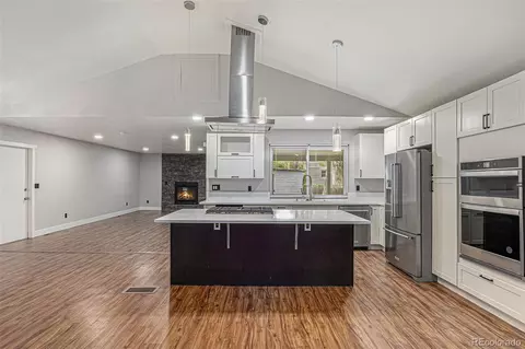 10051 E Walsh Pl, Denver, CO 80247 photo 7