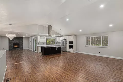 10051 E Walsh Pl, Denver, CO 80247 photo 5
