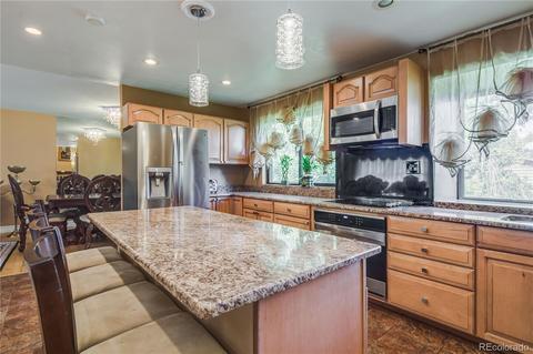 8689 E Doane Pl, Denver, CO 80231 photo 5