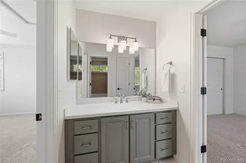Bath - 19095 E Progress Ave, Centennial, CO 80015 photo 4 of 5