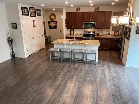 10119 E 25th Dr, Aurora, CO 80010 photo 3