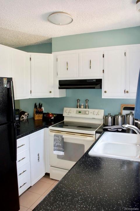 1390 Everett Ct #207, Lakewood, CO 80215 photo 10