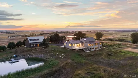 5952 Oxford Rd, Longmont, CO 80503