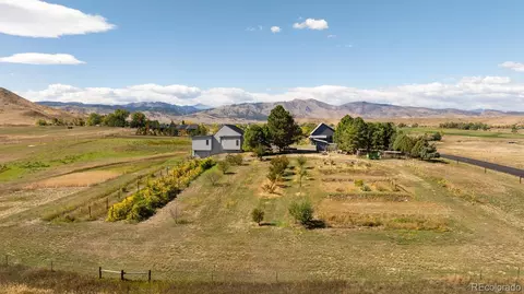 5952 Oxford Rd, Longmont, CO 80503