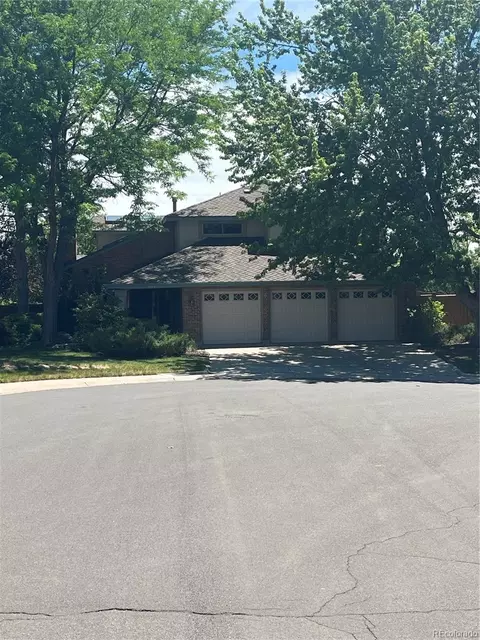 5698 S Olathe Ln, Centennial, CO 80015