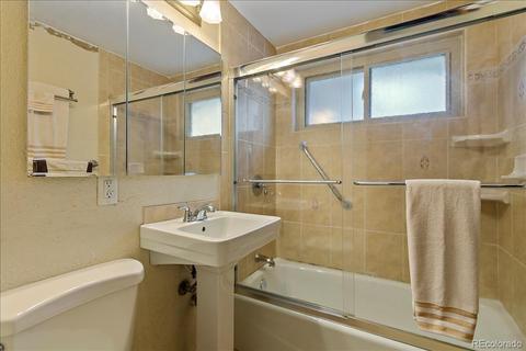 6827 W 53rd Pl, Arvada, CO 80002 photo 17