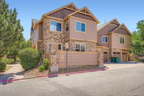 5660 S Algonquian Way #A, Aurora, CO 80016