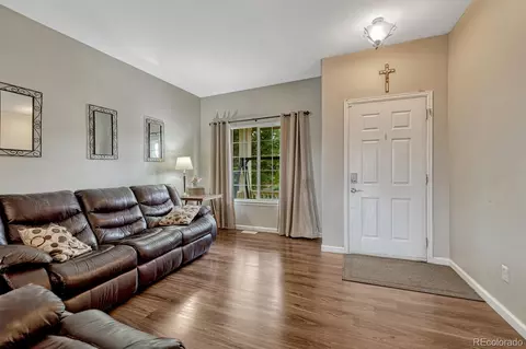 19014 E Vassar Dr, Aurora, CO 80013 photo 5