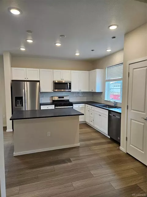 23871 E 40th Ave, Aurora, CO 80019 photo 3