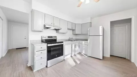 5507 Eagle St, Denver, CO 80239 photo 7