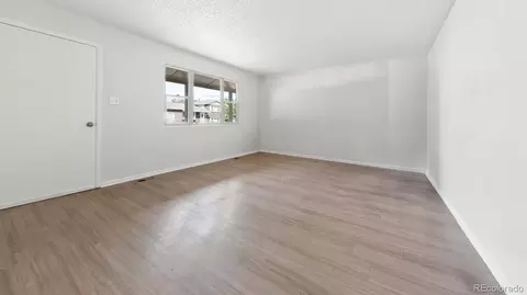 5507 Eagle St, Denver, CO 80239 photo 6