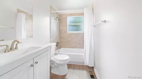 5507 Eagle St, Denver, CO 80239 photo 15