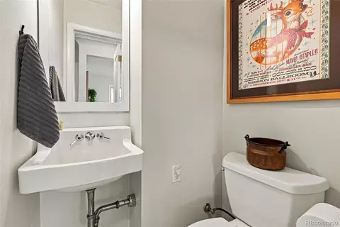 Bath - 1663 S Vrain St, Denver, CO 80219 photo 1 of 6