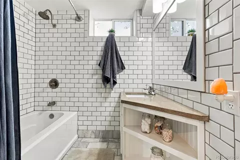 Bath - 1663 S Vrain St, Denver, CO 80219 photo 5 of 6