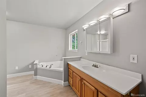 Bath - 141 Hiawatha Cir, Hartsel, CO 80449 photo 2 of 5