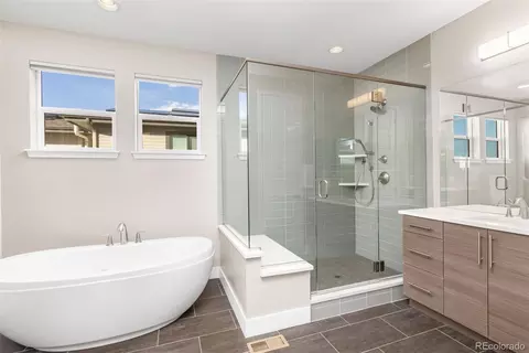 8692 E 53rd Ave, Denver, CO 80238 photo 26