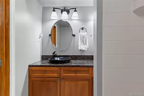 Bath - 41 Yew Ln, Bailey, CO 80421 photo 2 of 2