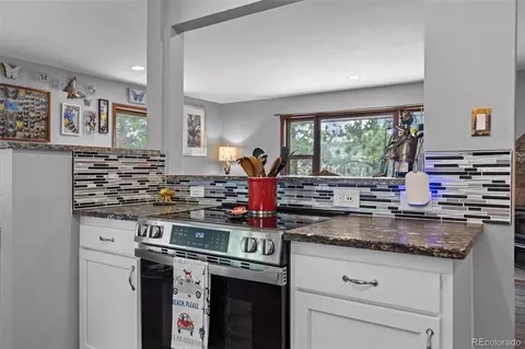 Kitchen - 41 Yew Ln, Bailey, CO 80421 photo 4 of 4