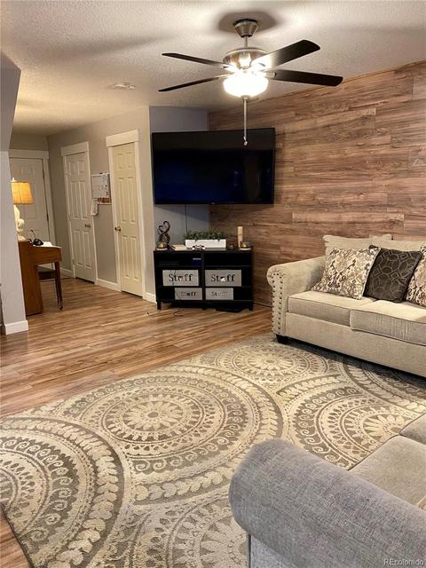 18676 E 40th Pl, Denver, CO 80249 photo 5