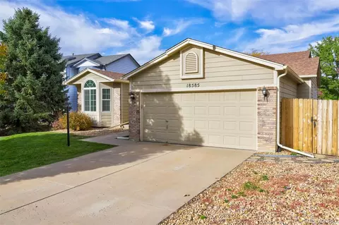 18585 E Greenwood Pl, Aurora, CO 80013 photo 2