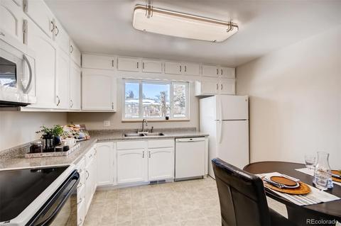 882 S Simms St, Lakewood, CO 80228 photo 6