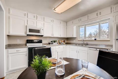 882 S Simms St, Lakewood, CO 80228 photo 8