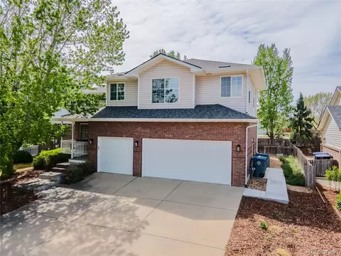 2513 Falcon Dr, Longmont, CO 80503