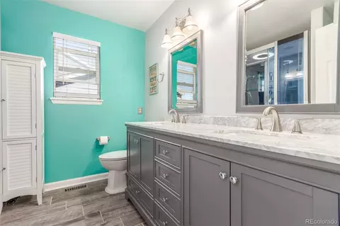 Bath - 20203 E Progress Pl, Centennial, CO 80015 photo 1 of 4