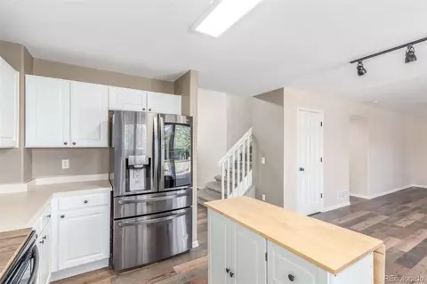 Kitchen - 20203 E Progress Pl, Centennial, CO 80015 photo 4 of 5