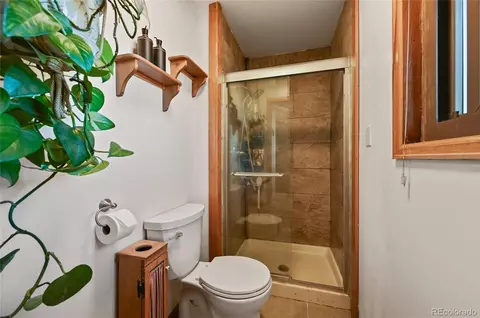 Bath - 5430 Murr Rd, Peyton, CO 80831 photo 2 of 4