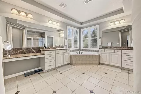 Bath - 25030 E Indore Pl, Aurora, CO 80016 photo 1 of 5