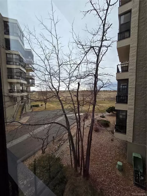 13800 E Marina Dr #211, Aurora, CO 80014