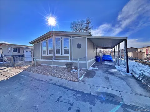 1825 Crystal St, Aurora, CO 80011