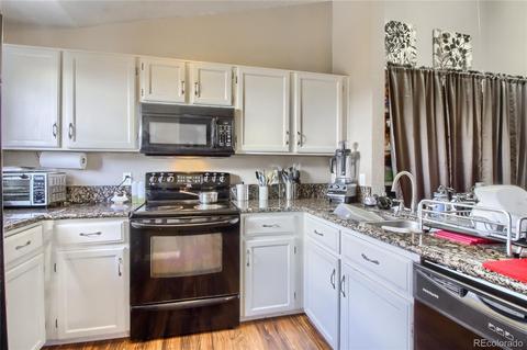 18964 E 16th Pl, Aurora, CO 80011 photo 4