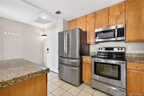 Kitchen - 4500 Baseline Rd #3306, Boulder, CO 80303 photo 2 of 2