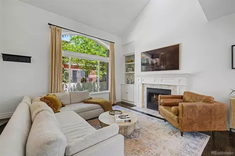 Living - 1284 Elder Ave, Boulder, CO 80304 photo 2 of 3