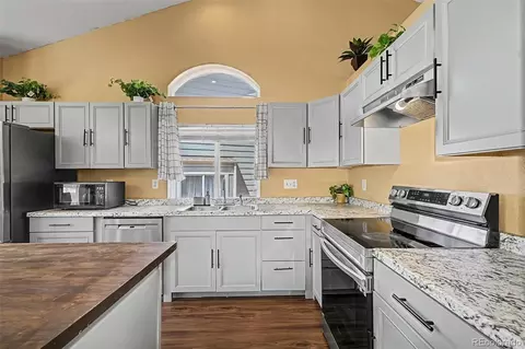 4708 S Ireland Ct, Aurora, CO 80015