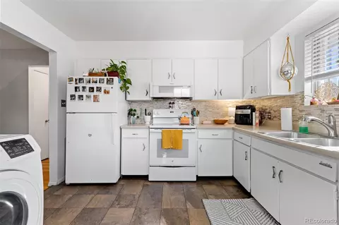 Kitchen - 2001-2005 Lamar St, Edgewater, CO 80214 photo 4 of 5