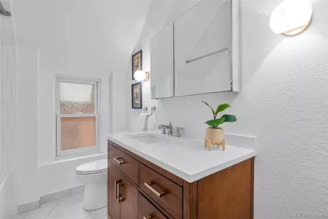 Bath - 408 E 1st Ave, Denver, CO 80203 photo 2 of 3