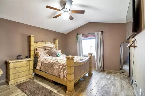 5106 Eagle Ct, Denver, CO 80239 photo 19