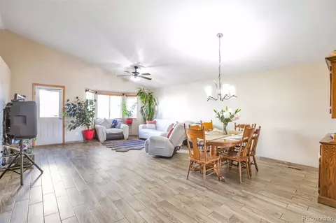 5106 Eagle Ct, Denver, CO 80239 photo 12