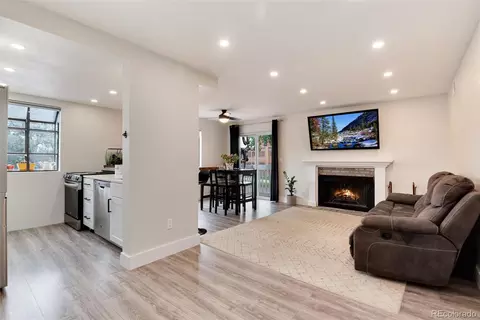 12546 E Cornell Ave #201, Aurora, CO 80014