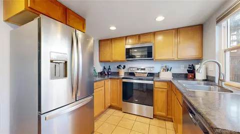 Kitchen - 3658 S Laredo St #E, Aurora, CO 80013 photo 1 of 2
