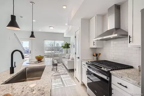 15313 W 69th Ave, Arvada, CO 80007